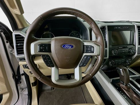 Used 2019 Ford F150 Lariat AWD/4WD image 11