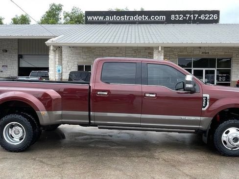 Used 2017 Ford F350 King Ranch w/ King Ranch Ultimate Package AWD/4WD image 5