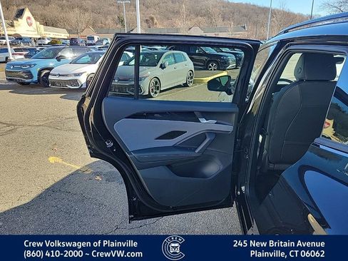 New 2026 Volkswagen Tiguan SE R-Line image 46