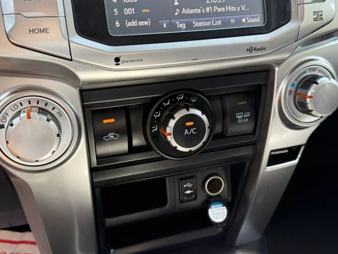 Used 2014 Toyota 4Runner SR5 RWD image 35