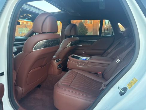 Used 2025 Genesis G90 3.5T image 25