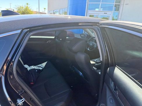 Used 2022 Honda Accord Touring image 8