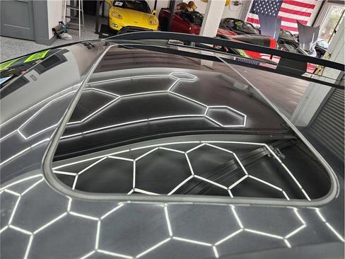 Used 2019 Subaru Crosstrek 2.0i Premium image 18