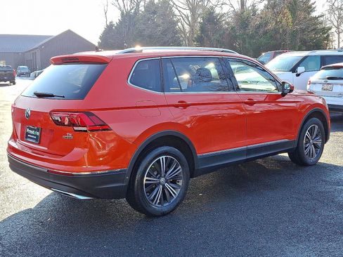 Used 2018 Volkswagen Tiguan SEL image 4