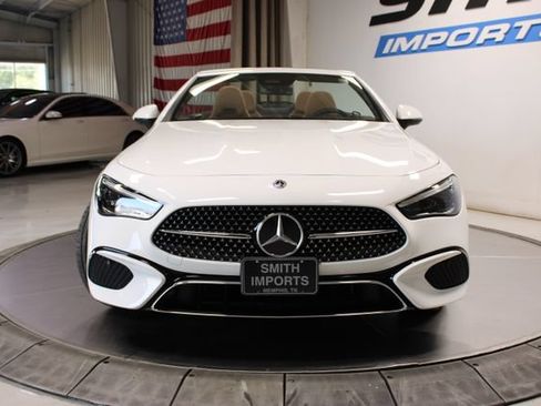 Used 2024 Mercedes-Benz CLE 300 4MATIC Cabriolet image 4