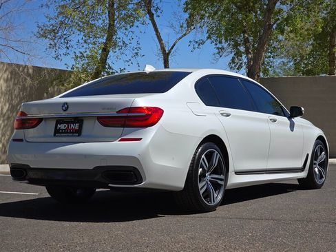 Used 2016 BMW 740i RWD image 10