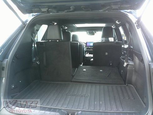 Used 2024 Toyota Grand Highlander AWD Hybrid image 34