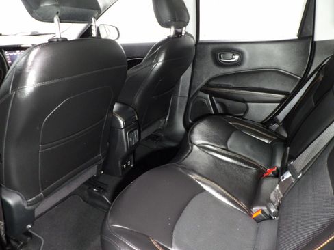 Used 2019 Jeep Compass Limited w/ Safety & Security Group image 11