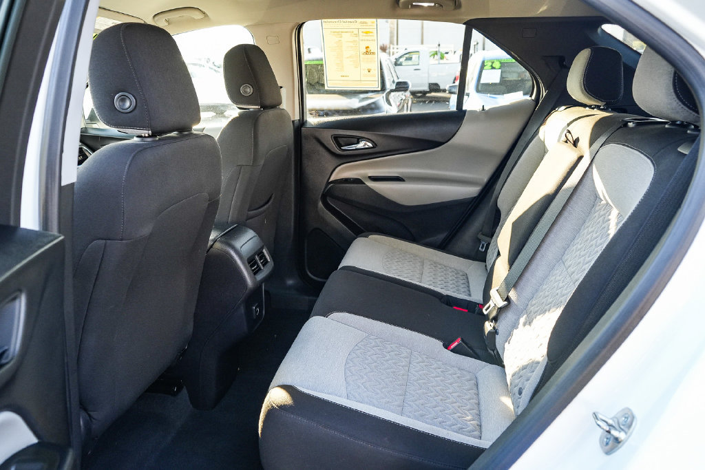 Used 2023 Chevrolet Equinox LT AWD/4WD image 18