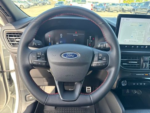 Used 2024 Ford Escape ST-Line w/ Tech Pack #1 FWD image 15