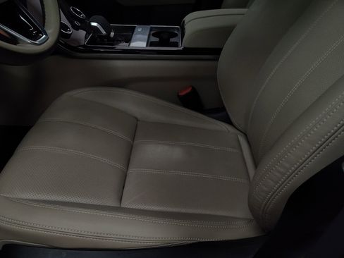 Used 2023 Land Rover Range Rover Velar R-Dynamic S image 15