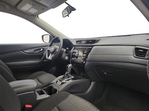 Used 2017 Nissan Rogue S image 19