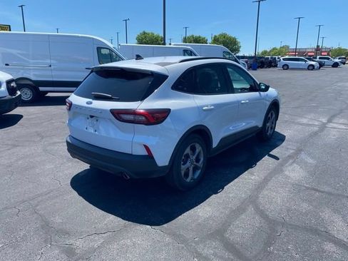 Used 2025 Ford Escape ST-Line FWD image 6