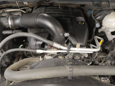 Used 2016 RAM 1500 Express RWD image 30