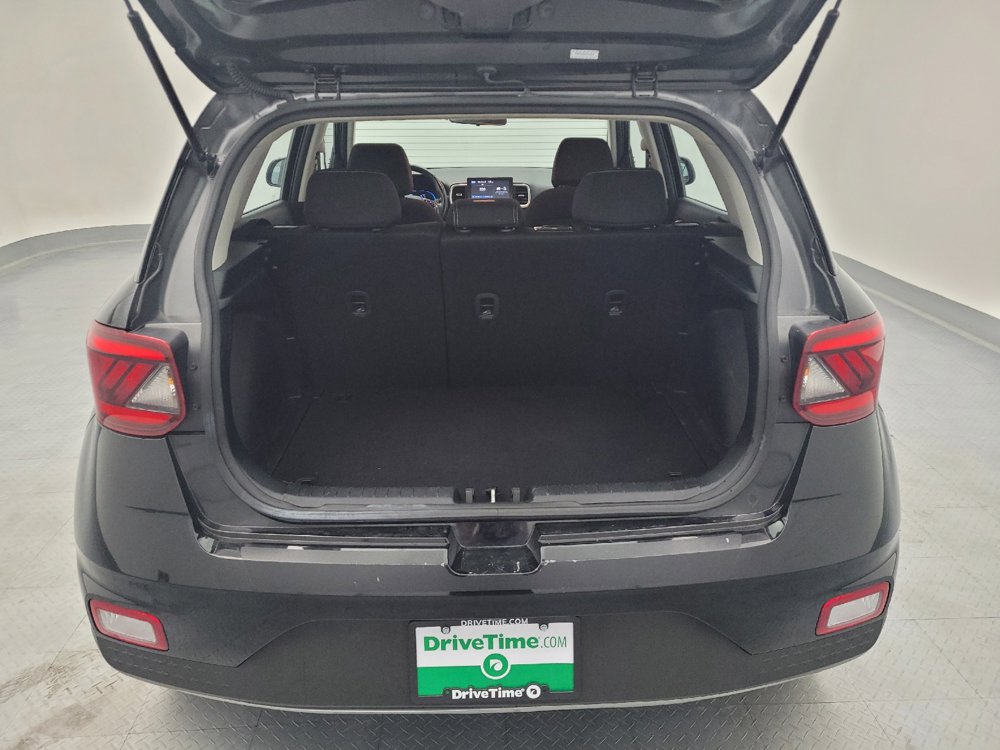 Used 2023 Hyundai Venue SEL FWD image 29