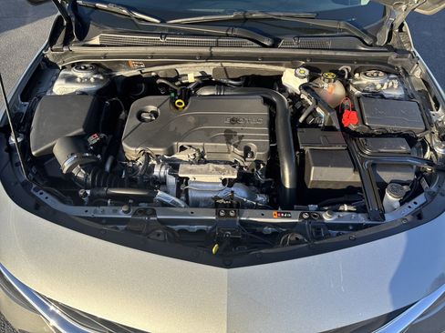 Used 2024 Chevrolet Malibu LT image 37