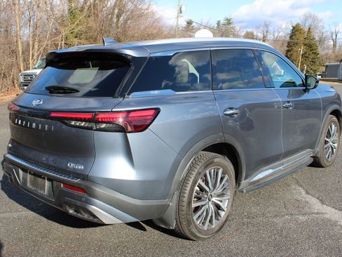 Used 2023 INFINITI QX60 Sensory w/ Vision Package image 9