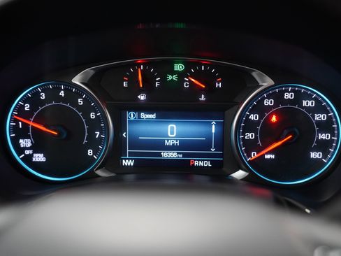 Used 2024 Chevrolet Equinox RS AWD/4WD image 21