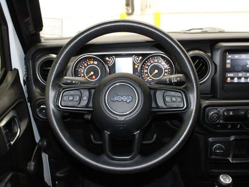 Used 2022 Jeep Wrangler Unlimited Sport image 22