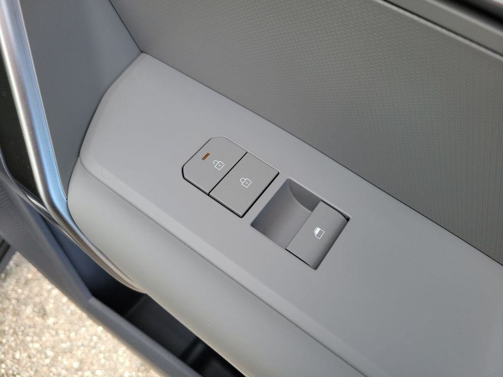 New 2027 Kia Seltos S FWD image 11