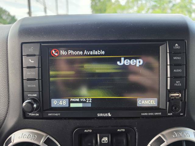 Used 2015 Jeep Wrangler Unlimited Sahara w/ Max Tow Package AWD/4WD image 26