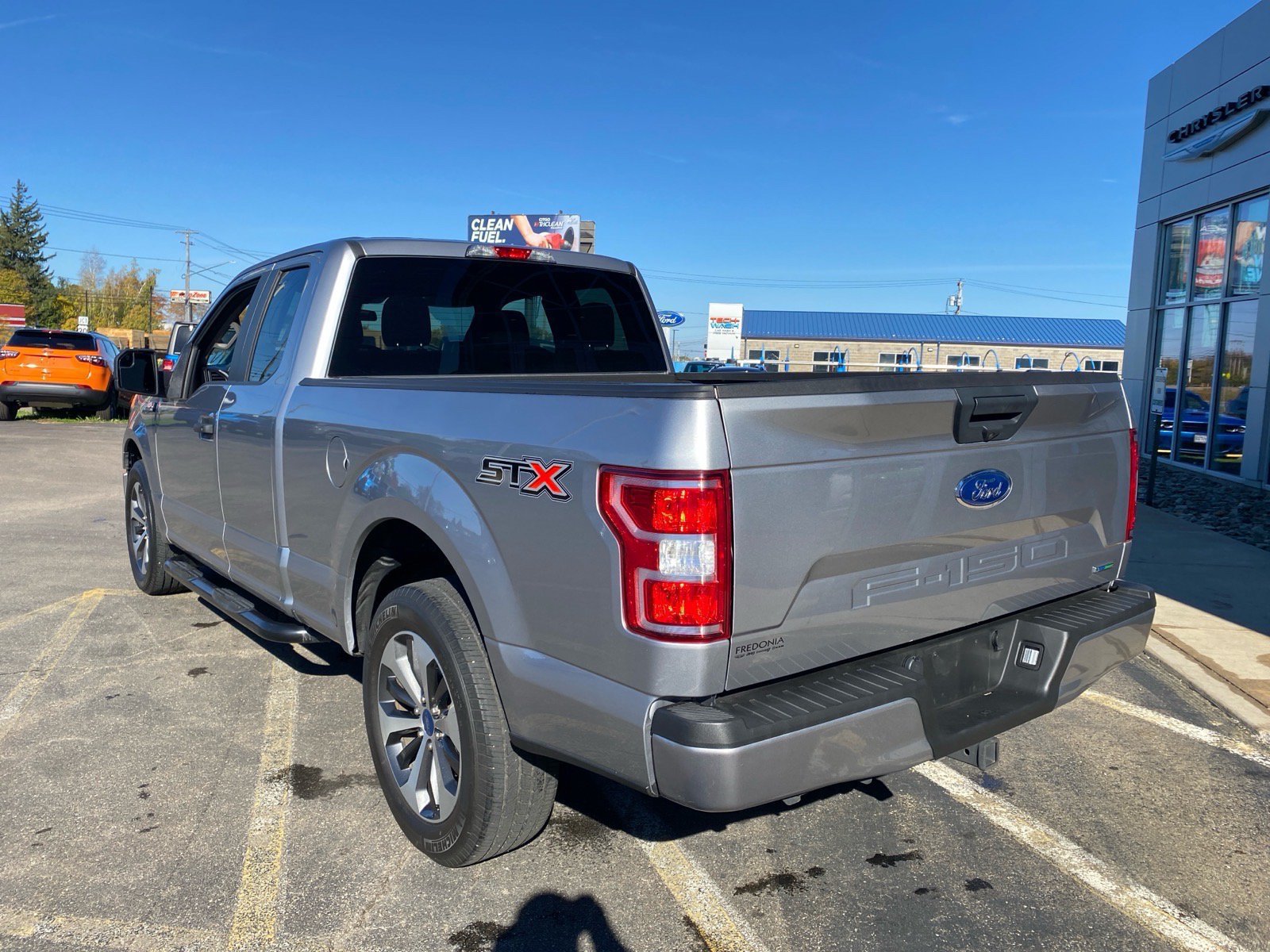 Used 2020 Ford F150 XL w/ Equipment Group 101A Mid RWD image 3