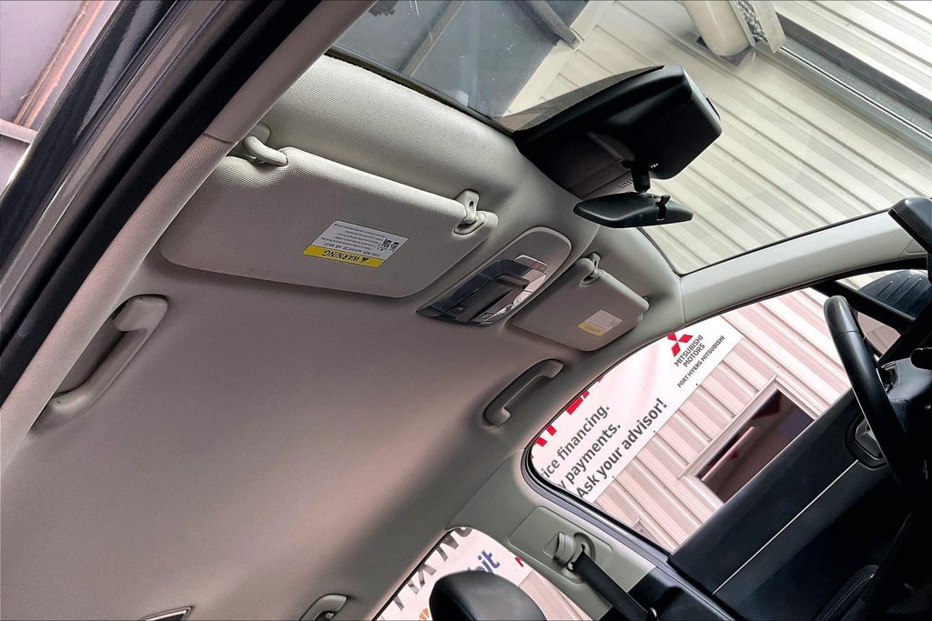 Used 2024 Kia Sorento S FWD image 13