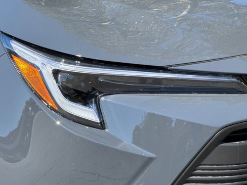 New 2026 Toyota Corolla LE FWD image 28