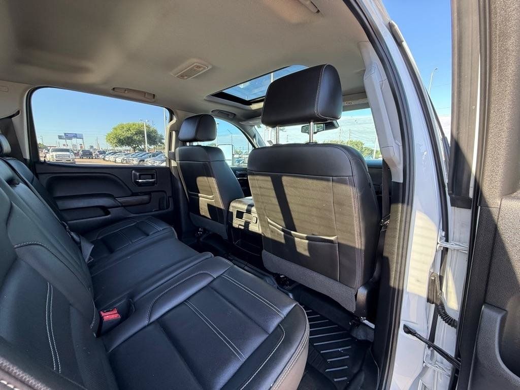 Used 2019 GMC Sierra 2500 Denali w/ Duramax Plus Package AWD/4WD image 14