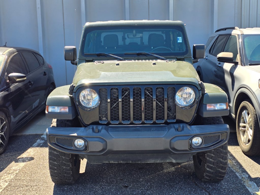 Used 2022 Jeep Gladiator Sport AWD/4WD image 3