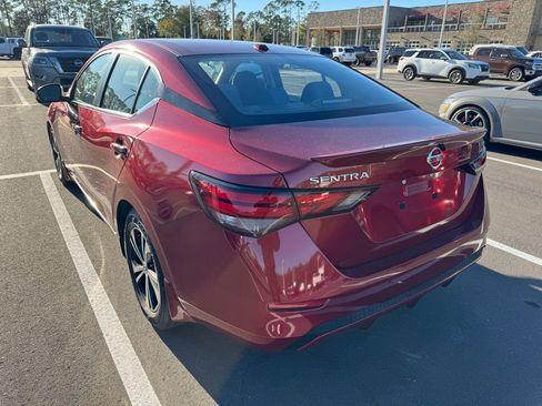 Used 2020 Nissan Sentra SV image 4