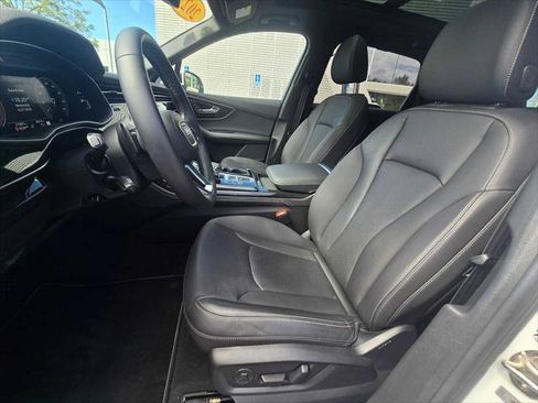 Used 2025 Audi Q7 3.0T Premium Plus AWD/4WD image 25