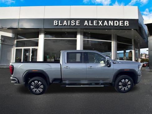 New 2026 GMC Sierra 2500 Denali image 2