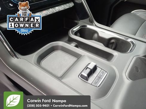 Used 2024 GMC Sierra 2500 AT4X image 18