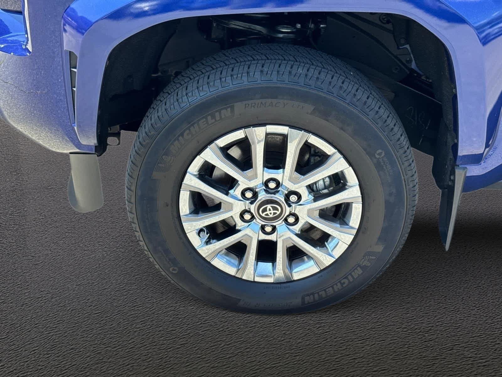 Used 2025 Toyota Tacoma Limited AWD/4WD image 10