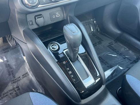 Used 2025 Nissan Versa SV FWD image 41