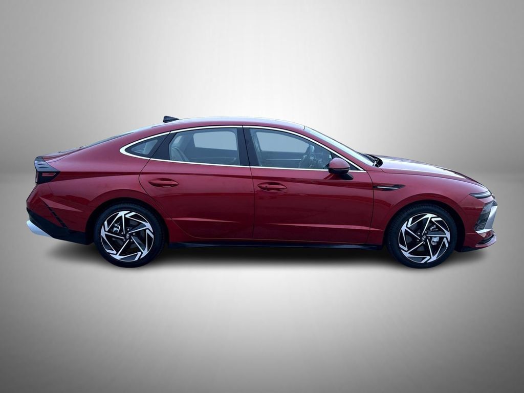 Used 2026 Hyundai Sonata SEL AWD/4WD image 4
