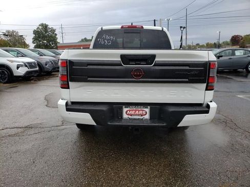 New 2026 Nissan Frontier PRO-4X w/ Pro-4x Convenience Package image 5