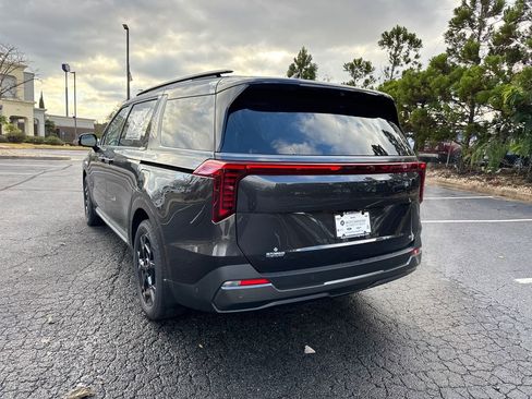 New 2026 Kia Carnival SX Prestige FWD image 5