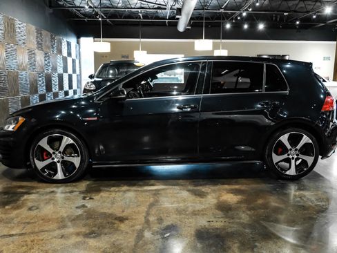 Used 2017 Volkswagen GTI S FWD image 11