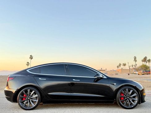 Used 2020 Tesla Model 3 Performance AWD/4WD image 5