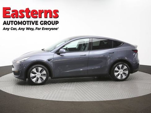 Used 2023 Tesla Model Y Long Range AWD/4WD image 53