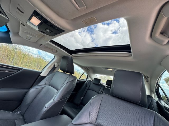 Used 2019 Lexus ES 350 w/ Premium Package FWD image 28