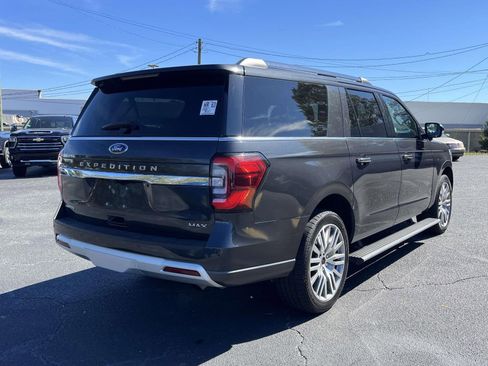 Used 2023 Ford Expedition Max Limited image 3