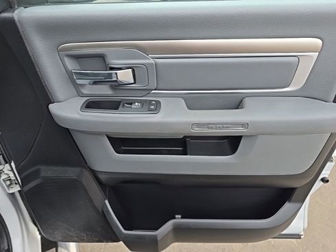Used 2015 RAM 1500 Big Horn image 30