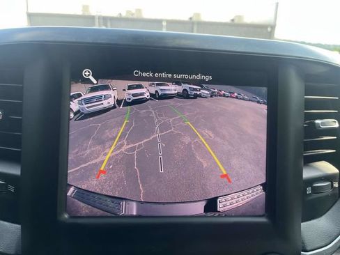Used 2021 RAM 1500 Big Horn RWD image 29