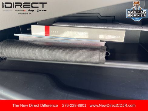 Used 2024 Toyota Camry SE image 28