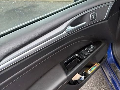 Used 2013 Ford Fusion Titanium w/ Titanium Driver Assist Pkg FWD image 9