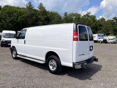 Used 2024 GMC Savana 2500 w/ Driver Convenience Package RWD image 6