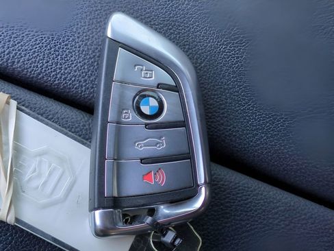 Used 2019 BMW X5 xDrive40i w/ Executive Package image 31